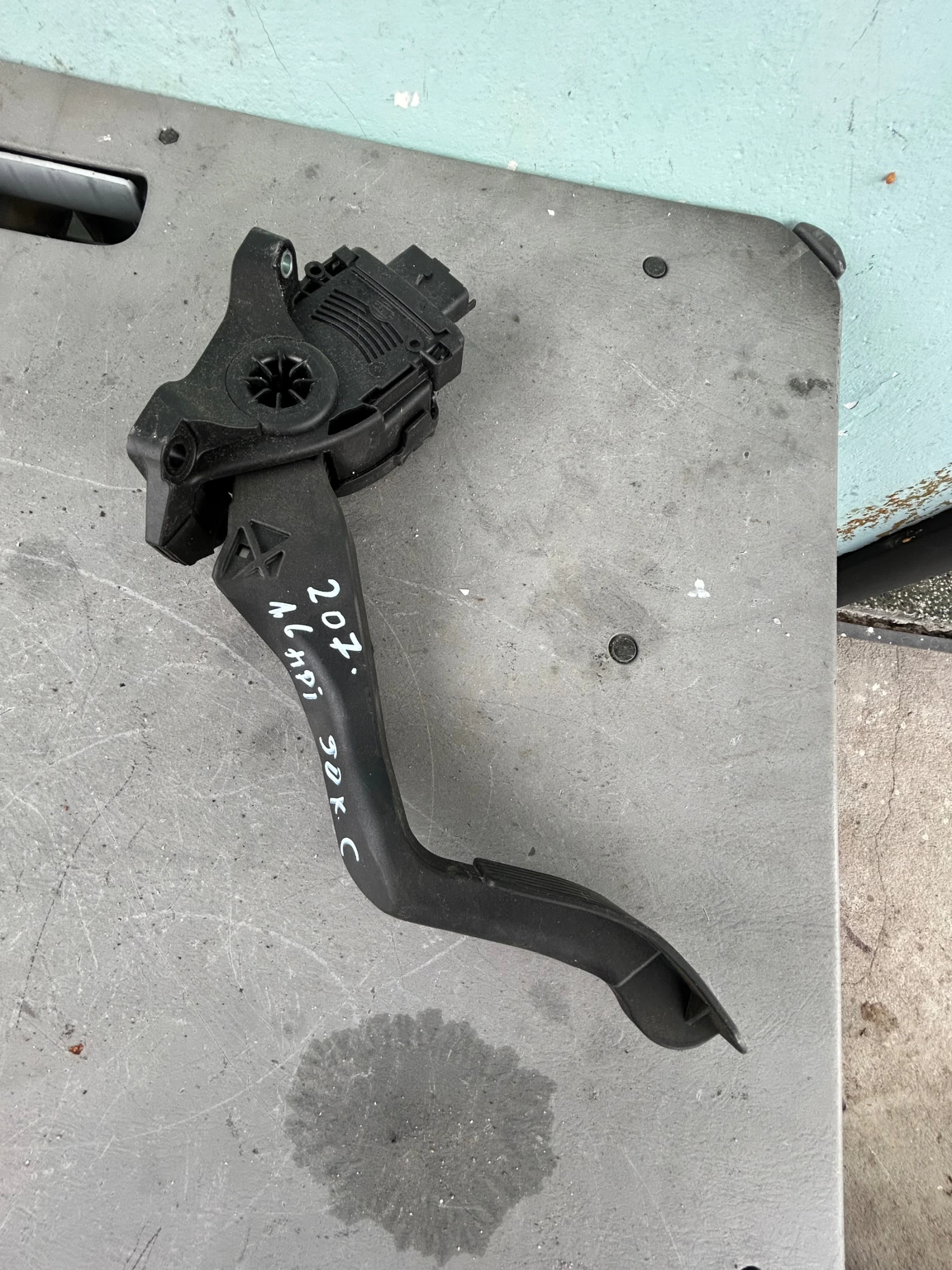 6PV009949-41 ����� ��� PEUGEOT 1.6HDI  | Mobile.bg � ����������� 2