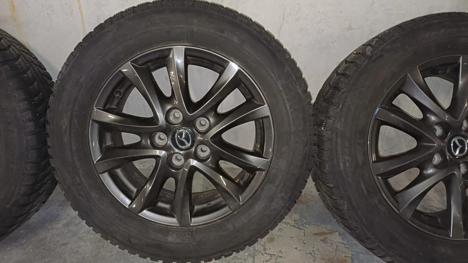 Гуми с джанти Bridgestone 215/60R16, снимка 4 - Гуми и джанти - 54961075