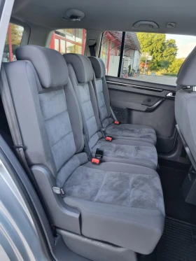 VW Touran 2.0tdi 140к.с DSG Автомат Highline Led, снимка 12