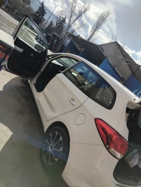 Kia Carens 1.6 CRDI 7места, снимка 5