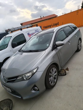 Toyota Auris Комби - 8900 € / 17406.89 лв. - 87396990 3