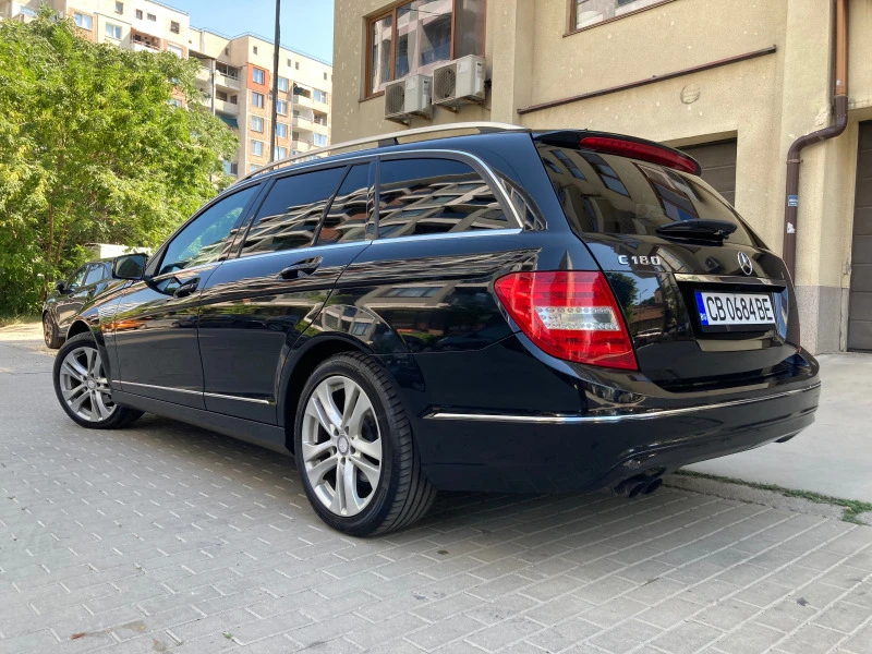 Mercedes-Benz C 180 CGI, снимка 3 - Автомобили и джипове - 48204548