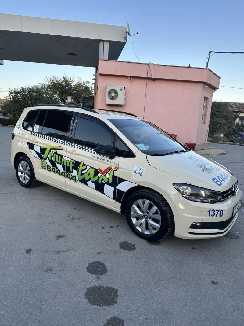 VW Touran 2.0 TDI, снимка 1 - Автомобили и джипове - 47970724