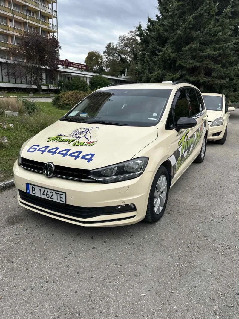 VW Touran 2.0 TDI, снимка 4 - Автомобили и джипове - 47970724