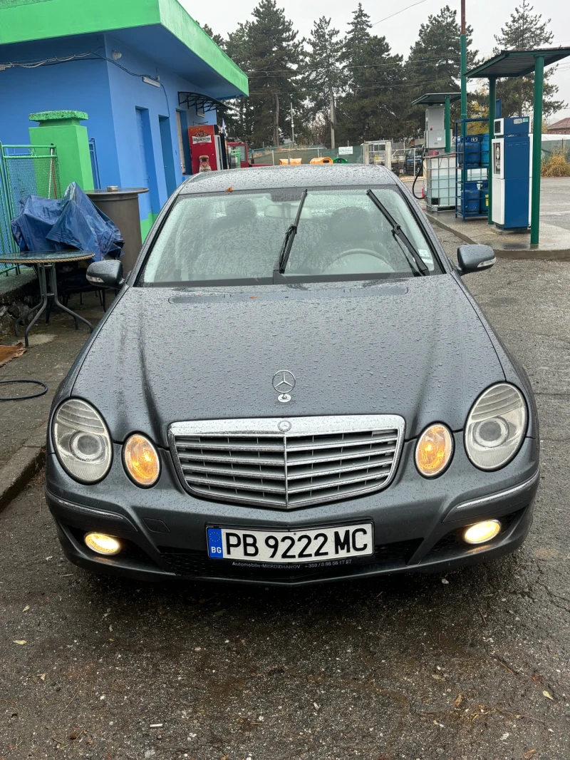 Mercedes-Benz E 220, снимка 1 - Автомобили и джипове - 48264371