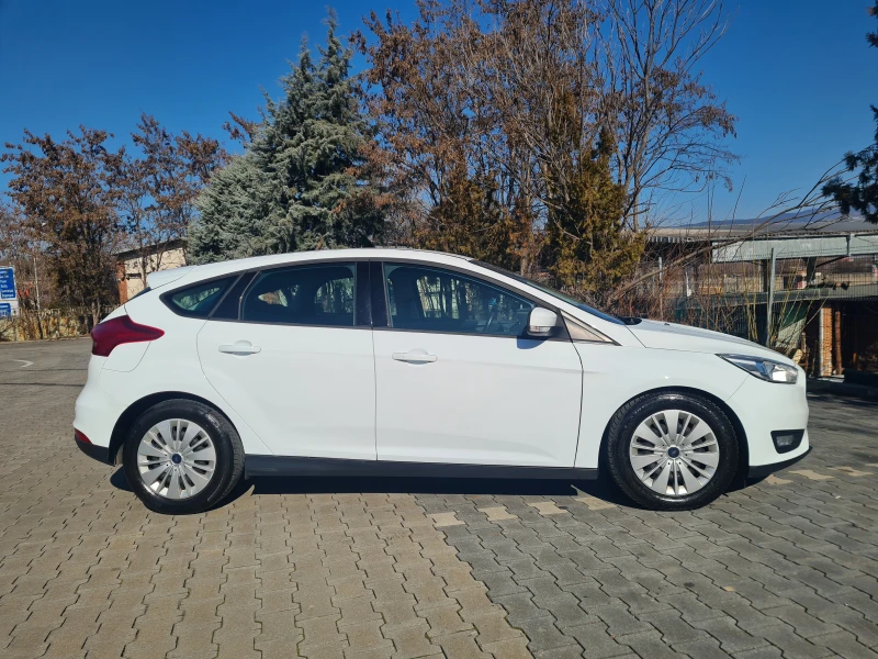 Ford Focus 2.0TDCI Automatik, снимка 8 - Автомобили и джипове - 49065408