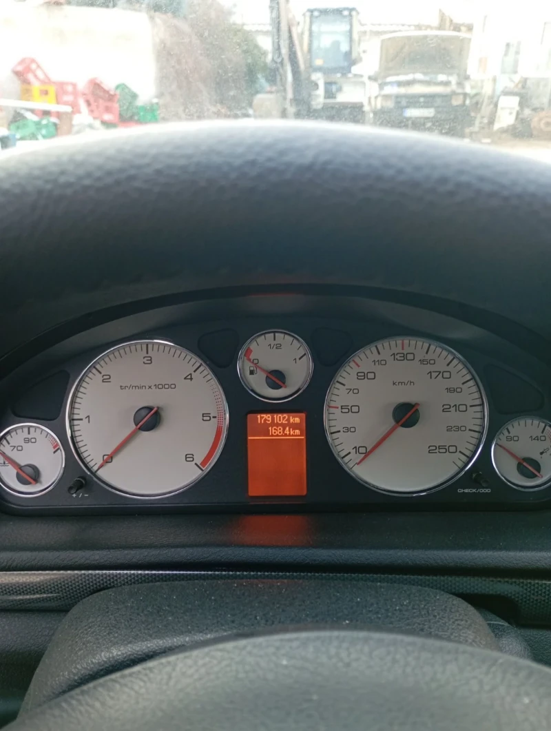 Peugeot 407 1.6 hdi, снимка 7 - Автомобили и джипове - 49226633