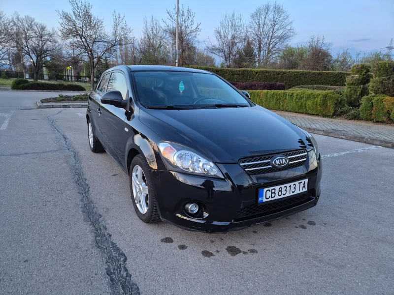 Kia Ceed 1.6, снимка 7 - Автомобили и джипове - 49848552