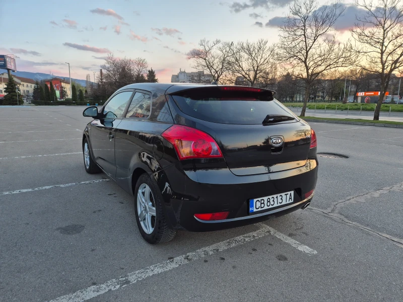 Kia Ceed 1.6, снимка 3 - Автомобили и джипове - 49848552
