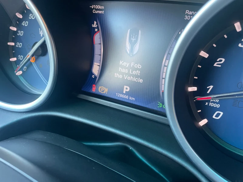 Maserati Ghibli SQ4 3.0 V6 404кс 🔝, снимка 14 - Автомобили и джипове - 52381975