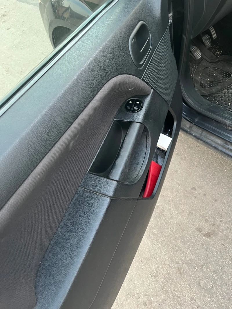 Ford Fiesta, снимка 11 - Автомобили и джипове - 52624043