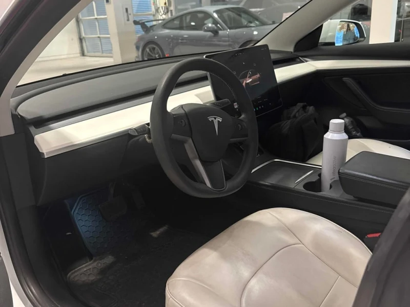 Tesla Model 3 * Long Range * CARFAX * БЕЗ ПЪРВОНАЧАЛНА ВНОСКА, снимка 5 - Автомобили и джипове - 52869033