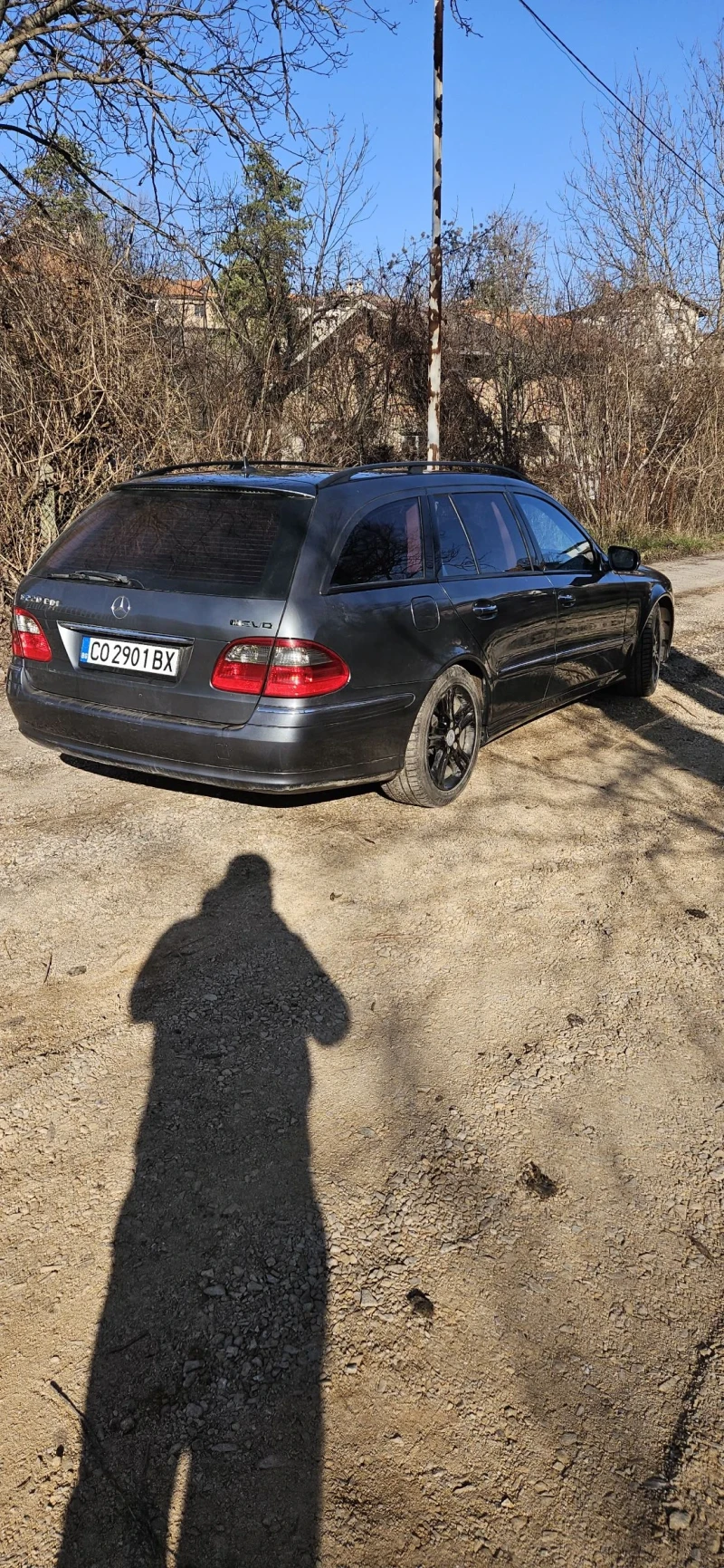 Mercedes-Benz E 220, снимка 3 - Автомобили и джипове - 52869076
