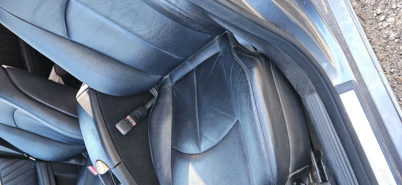 Mercedes-Benz E 220, снимка 7 - Автомобили и джипове - 52869076