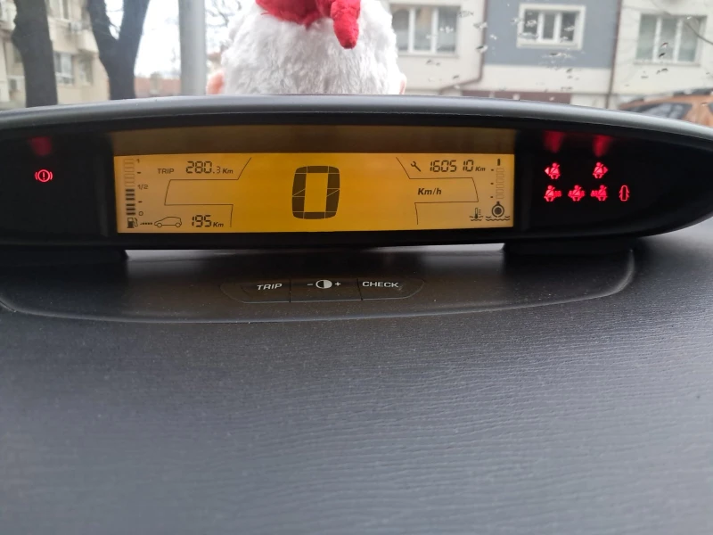 Citroen C4, снимка 9 - Автомобили и джипове - 52905622