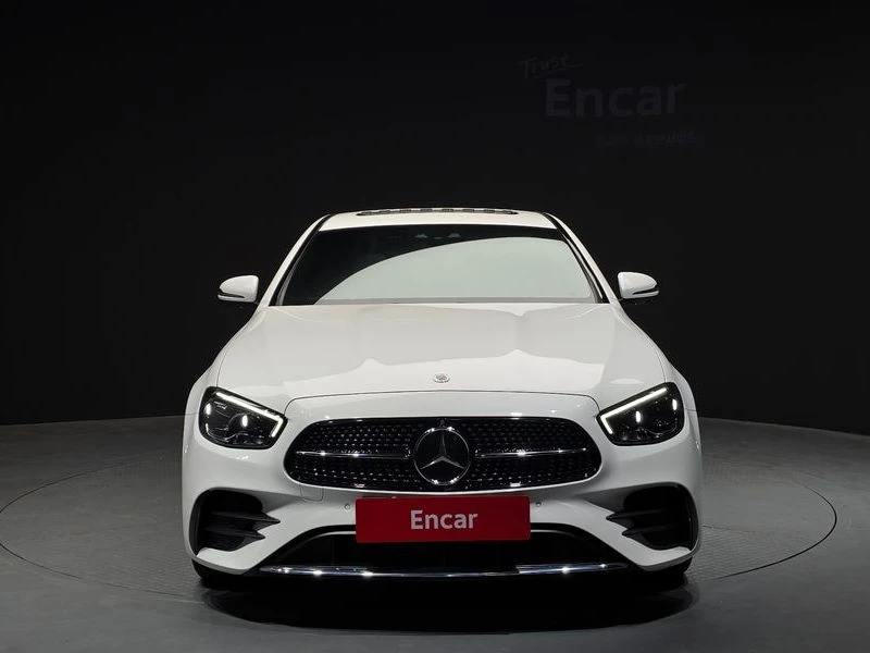 Mercedes-Benz E 220 E220d 4MATIC AMG Line| 194к.с.| ВКЛ.ТЕХНОТЕСТ, снимка 3 - Автомобили и джипове - 55191190