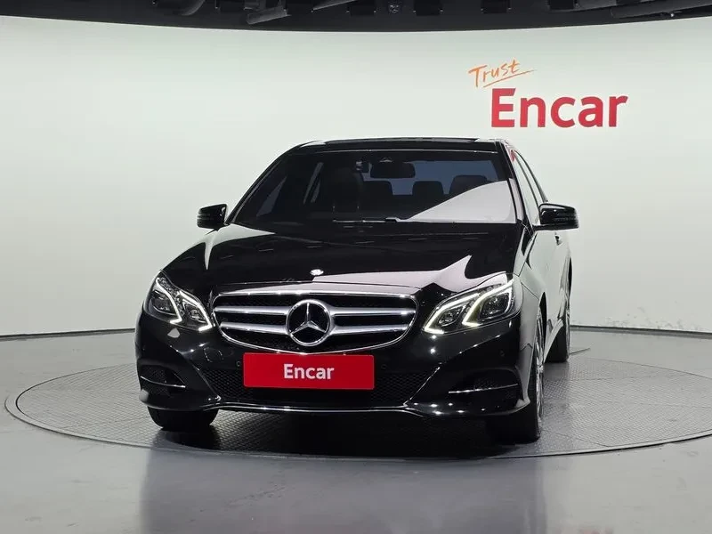 Mercedes-Benz E 220 BlueTEC - САМО 30% АВАНС, снимка 9 - Автомобили и джипове - 55800258