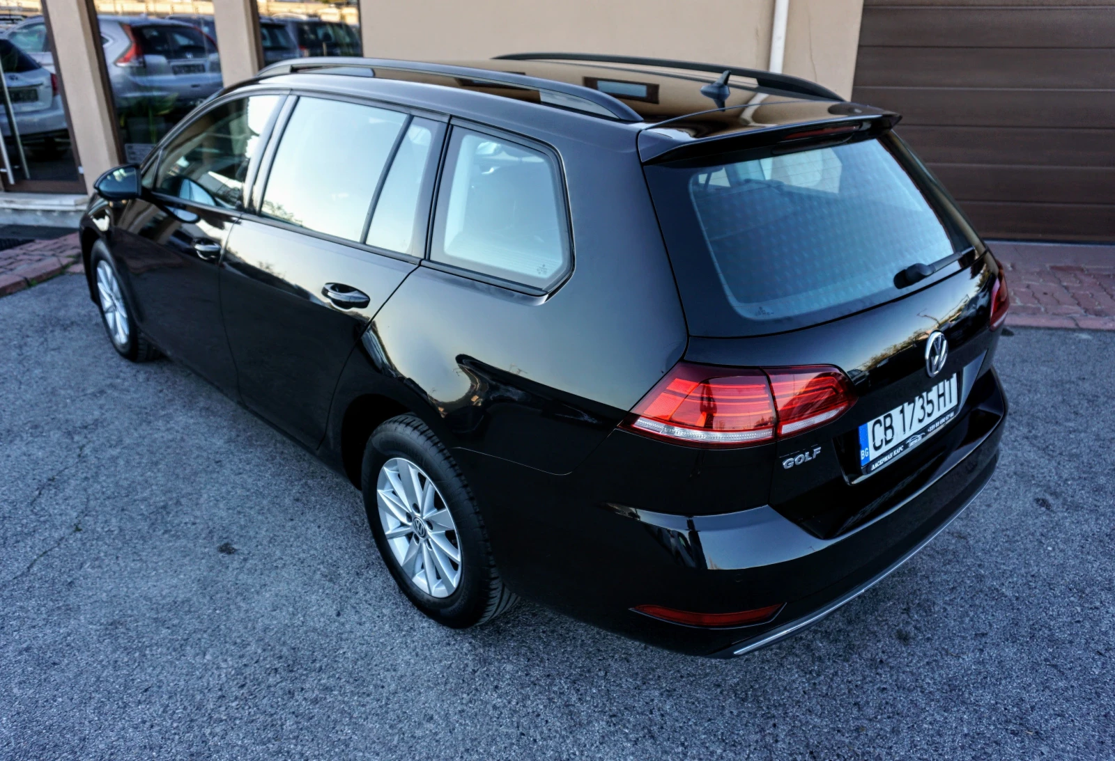 VW Golf 1.6 TDI VARIANT - изображение 4