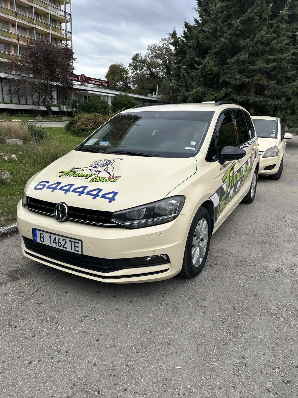 VW Touran 2.0 TDI - изображение 4