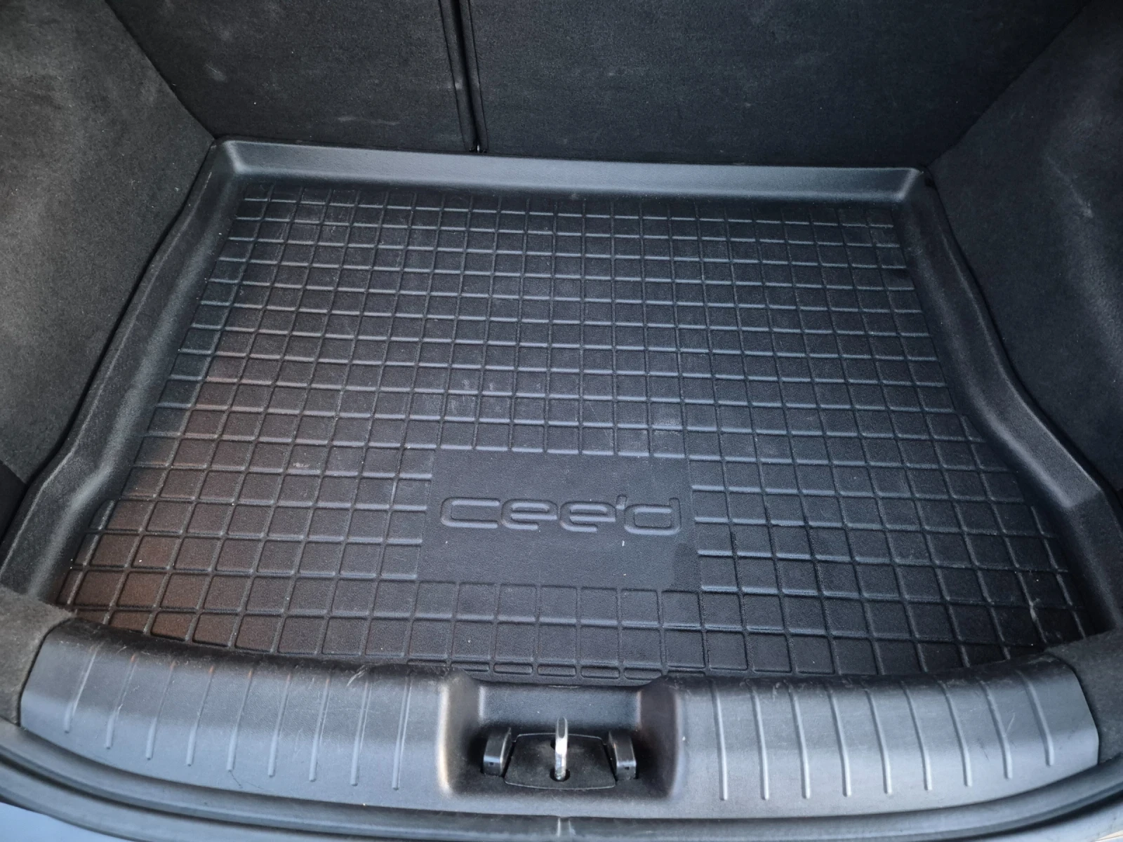 Kia Ceed 1.6 | Mobile.bg   13