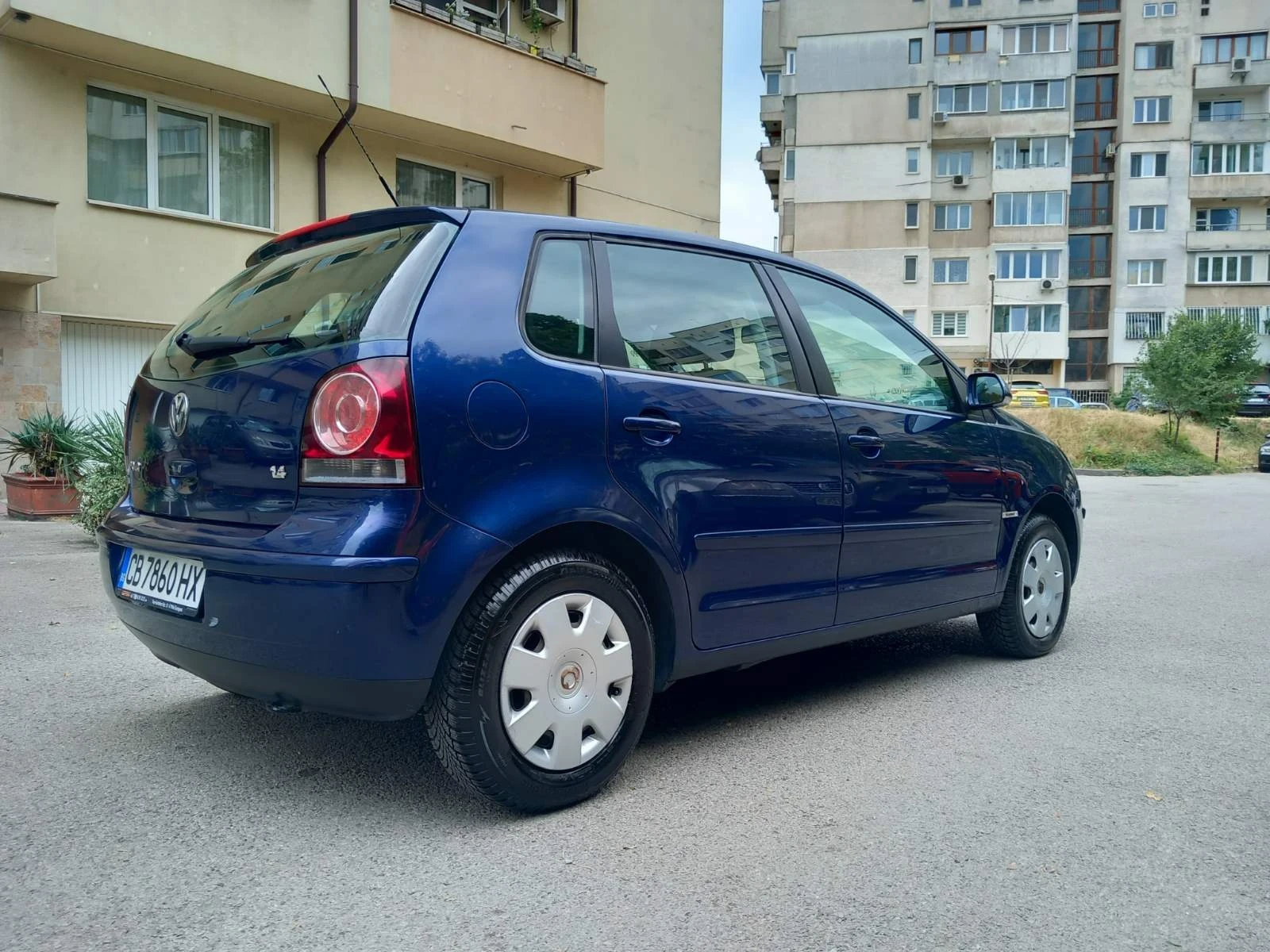 VW Polo 1.4.КЛИМА.5 ВРАТИ!!! - изображение 5