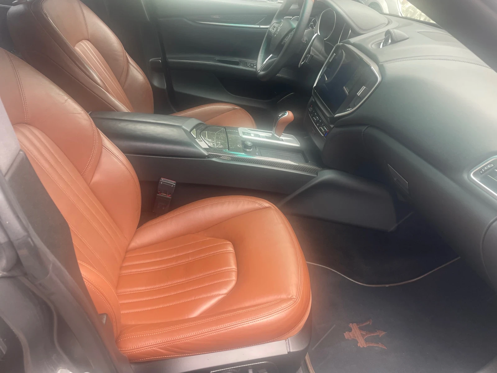 Maserati Ghibli SQ4 3.0 V6 404кс 🔝, снимка 13 - Автомобили и джипове - 52381975