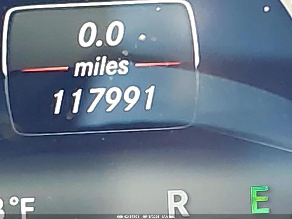 Mercedes-Benz CLS 550 * 4MATIC * CARFAX *    | Mobile.bg   15