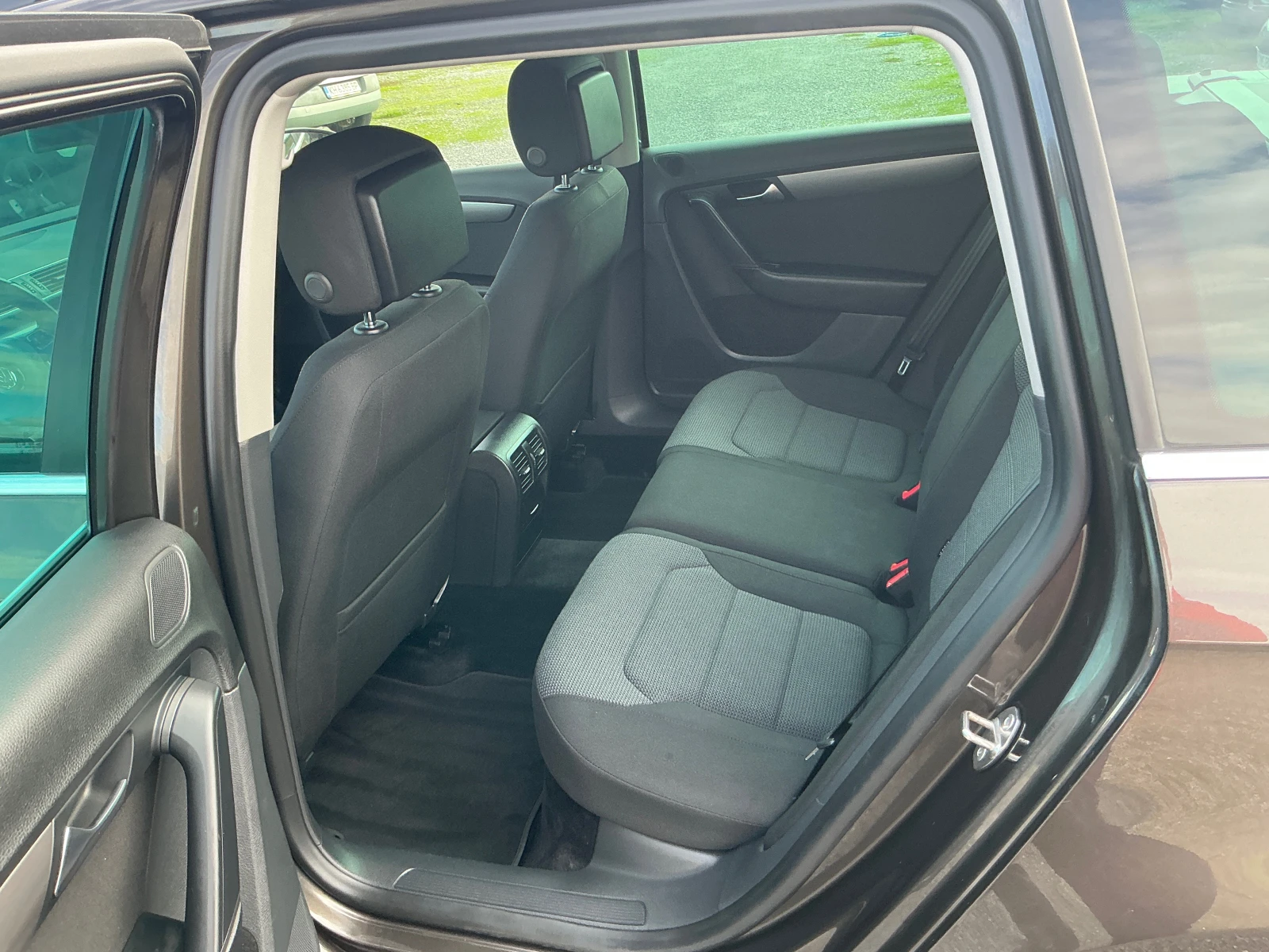 VW Passat 2.0 TDI | Mobile.bg   14