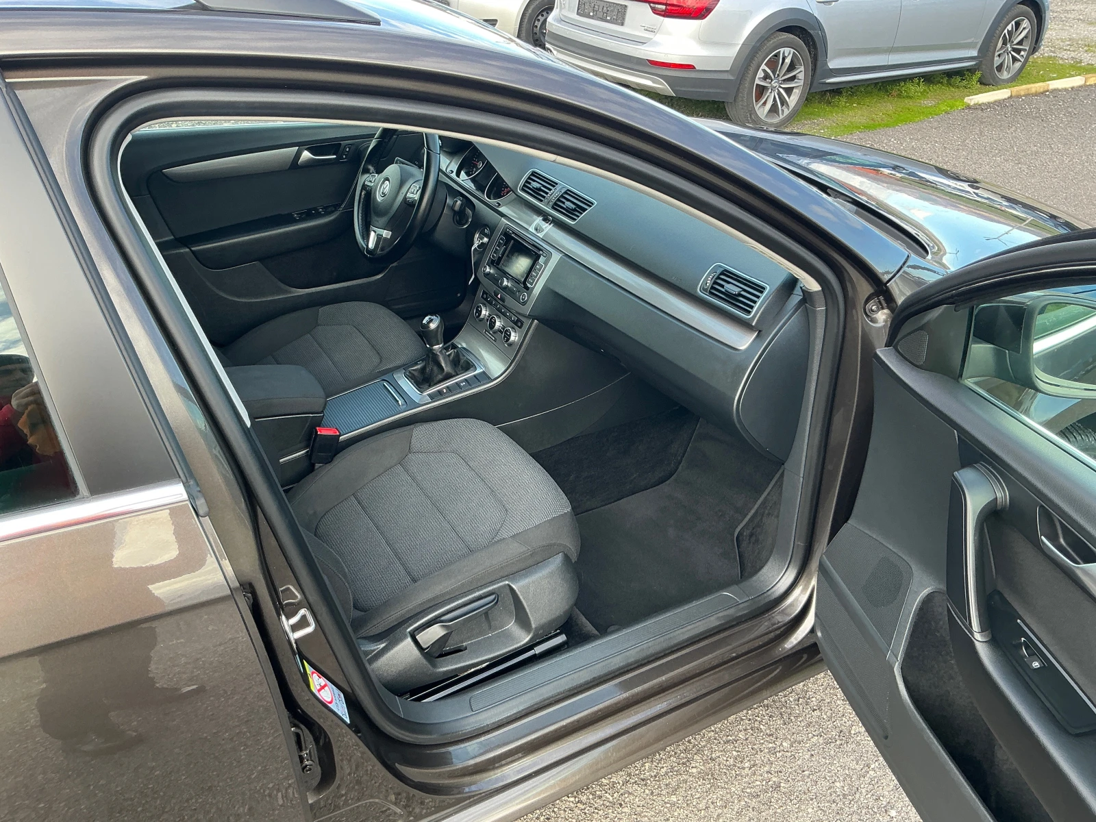 VW Passat 2.0 TDI | Mobile.bg   16