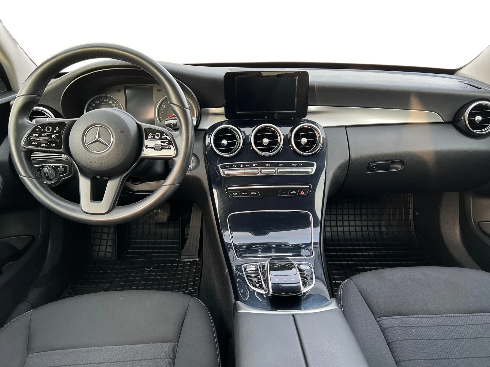 Mercedes-Benz C 180  - изображение 6