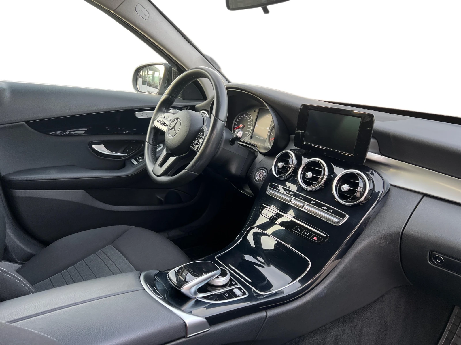 Mercedes-Benz C 180  - изображение 9