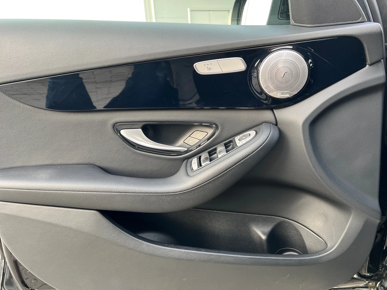 Mercedes-Benz C 180  - изображение 10