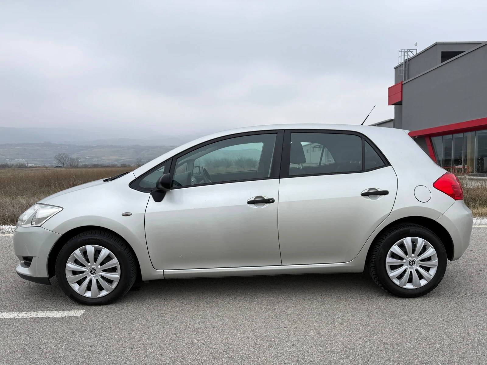 Toyota Auris 1.4 VVT-i 97к.с 127 000км !!! - изображение 4