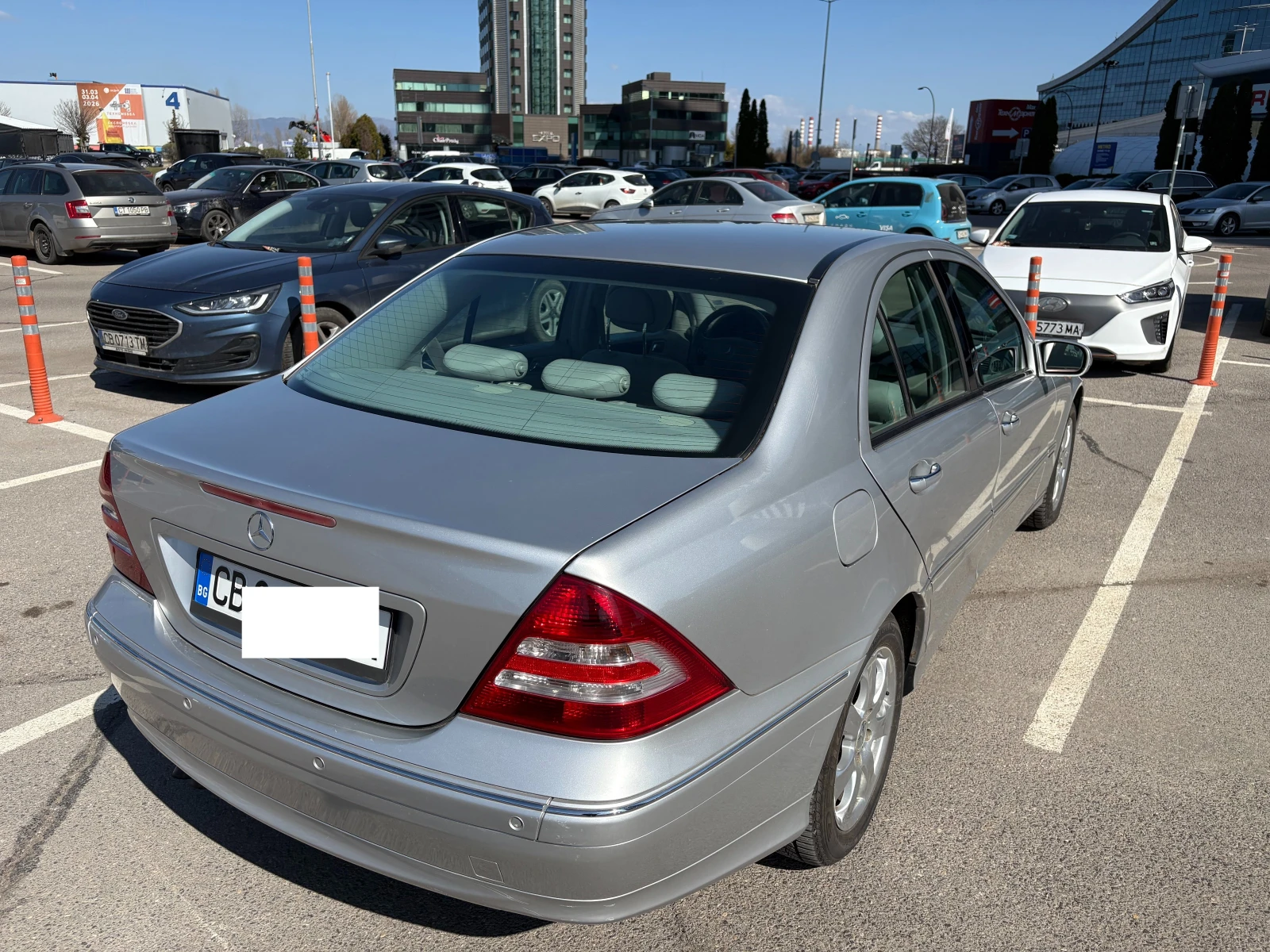 Mercedes-Benz C 180 Kompressor LPG, снимка 7 - Автомобили и джипове - 53837189