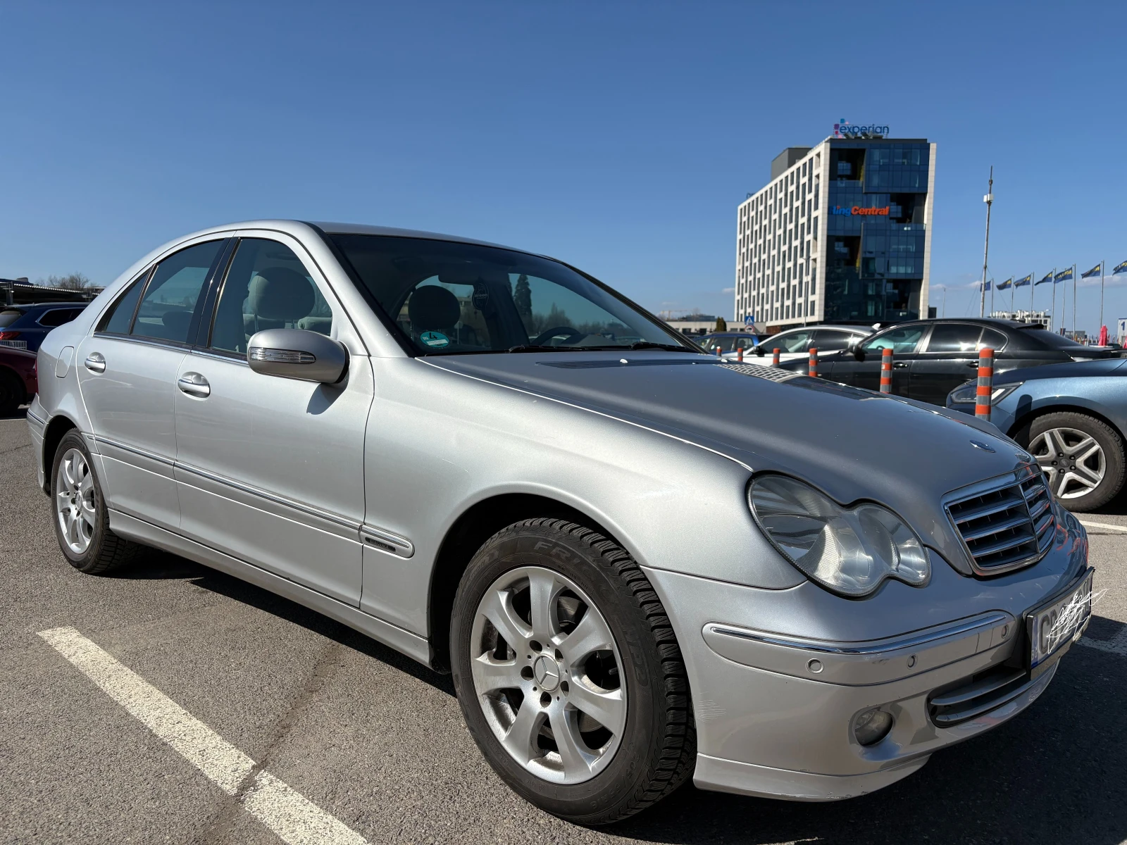 Mercedes-Benz C 180 Kompressor LPG, снимка 10 - Автомобили и джипове - 53837189