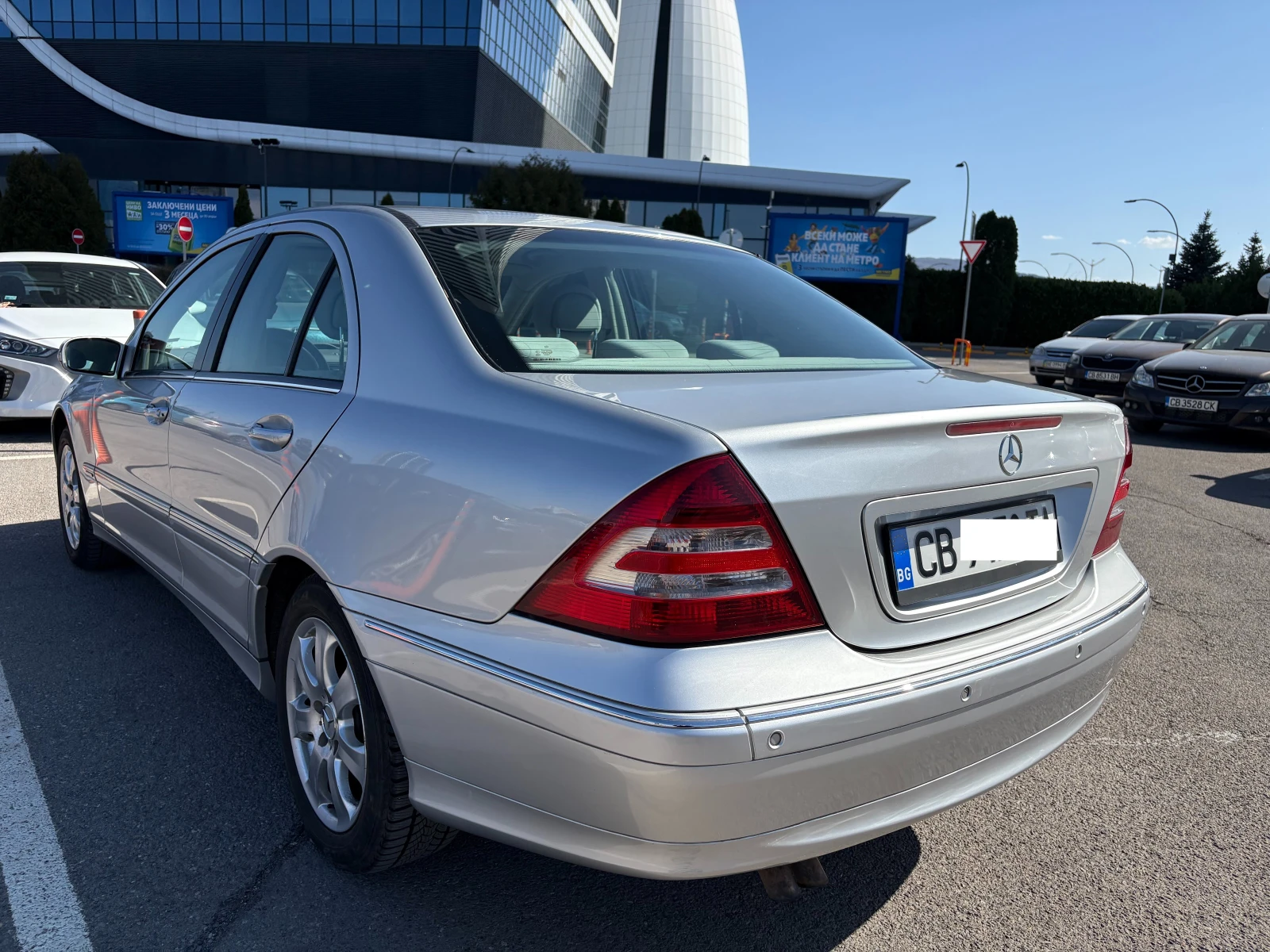 Mercedes-Benz C 180 Kompressor LPG, снимка 5 - Автомобили и джипове - 53837189