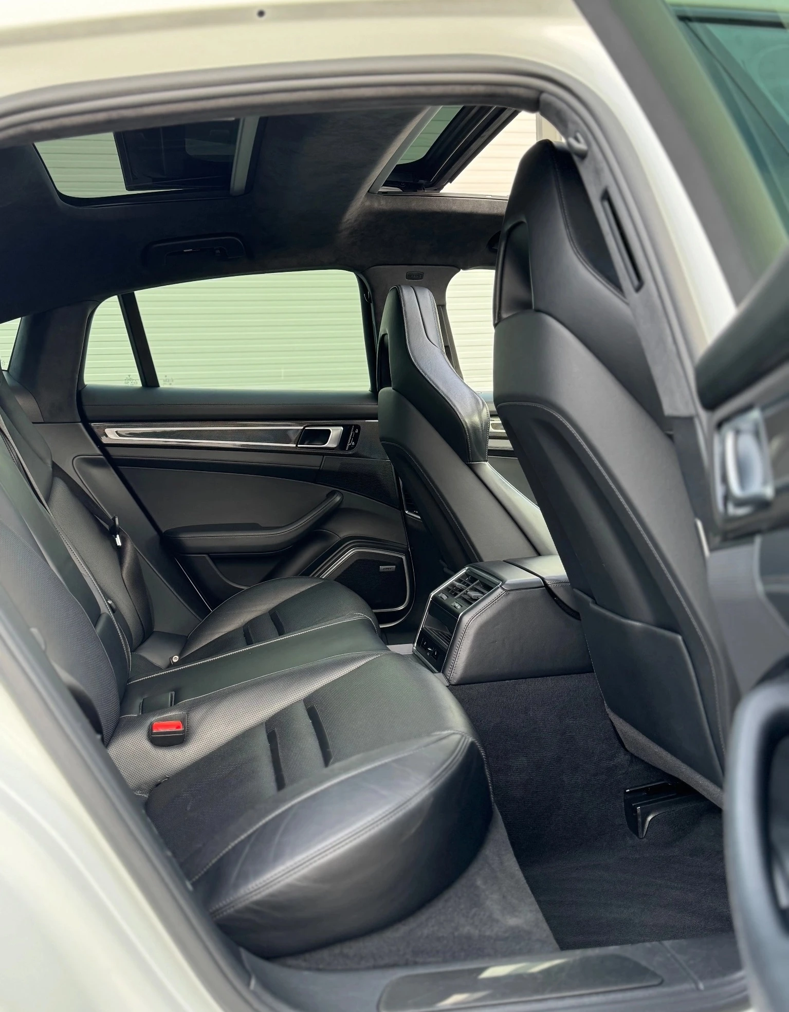 Porsche Panamera Turbo, снимка 9 - Автомобили и джипове - 53872553