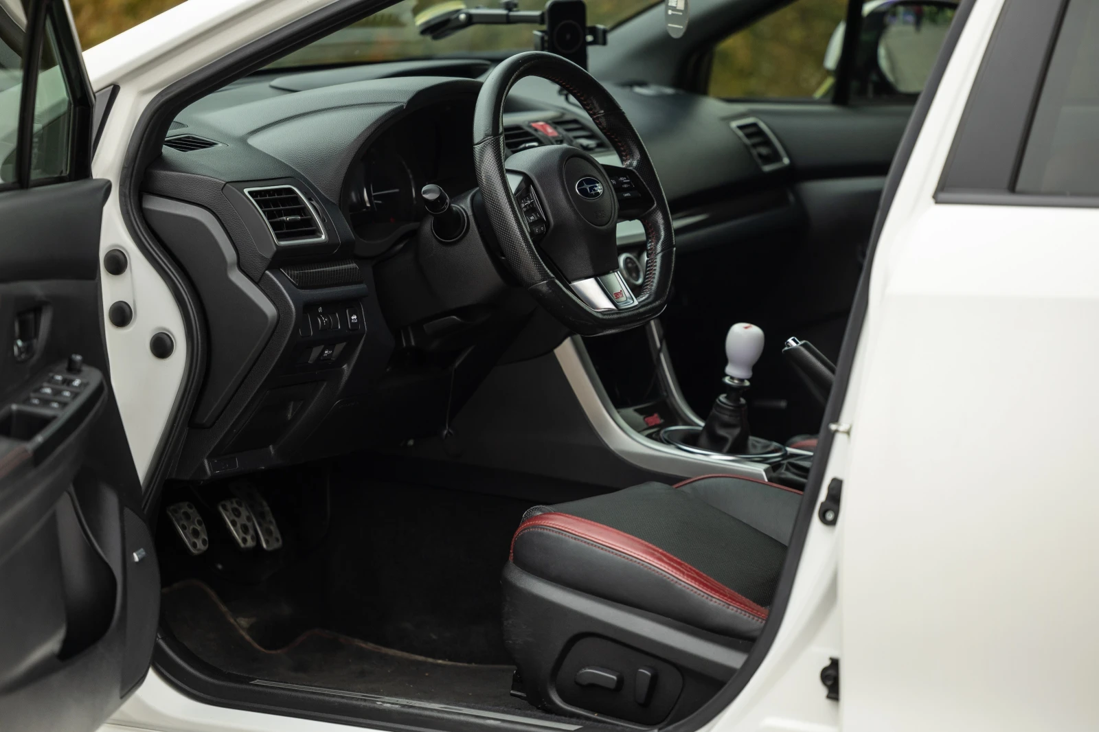 Subaru Impreza 2.5, снимка 9 - Автомобили и джипове - 53905534