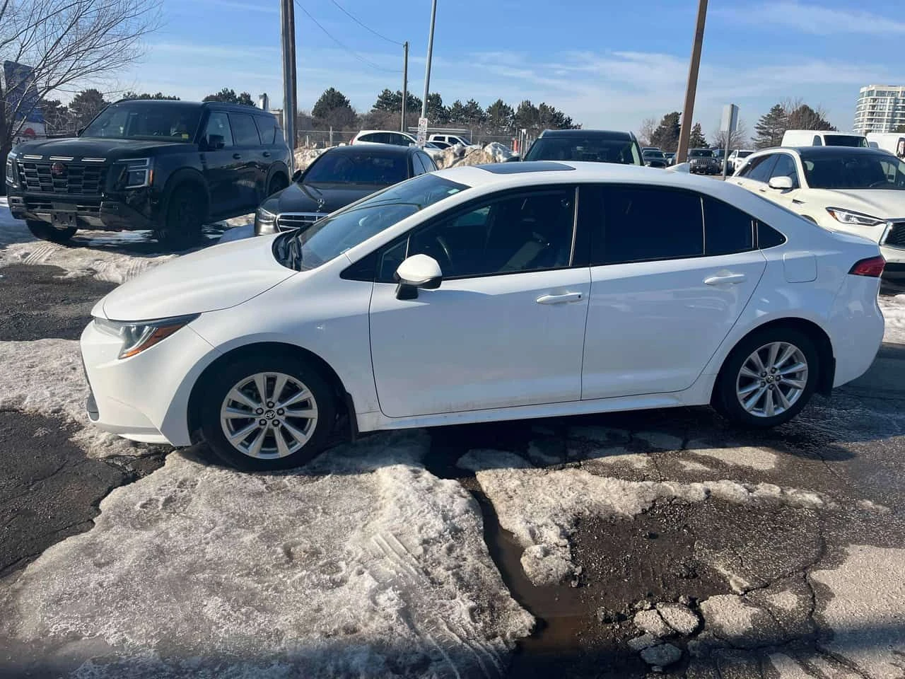 Toyota Corolla * CVT * CARFAX * СЛЕДЕНЕ НА ЛЕНТИ * МЪРТВА ТОЧКА, снимка 2 - Автомобили и джипове - 53953815