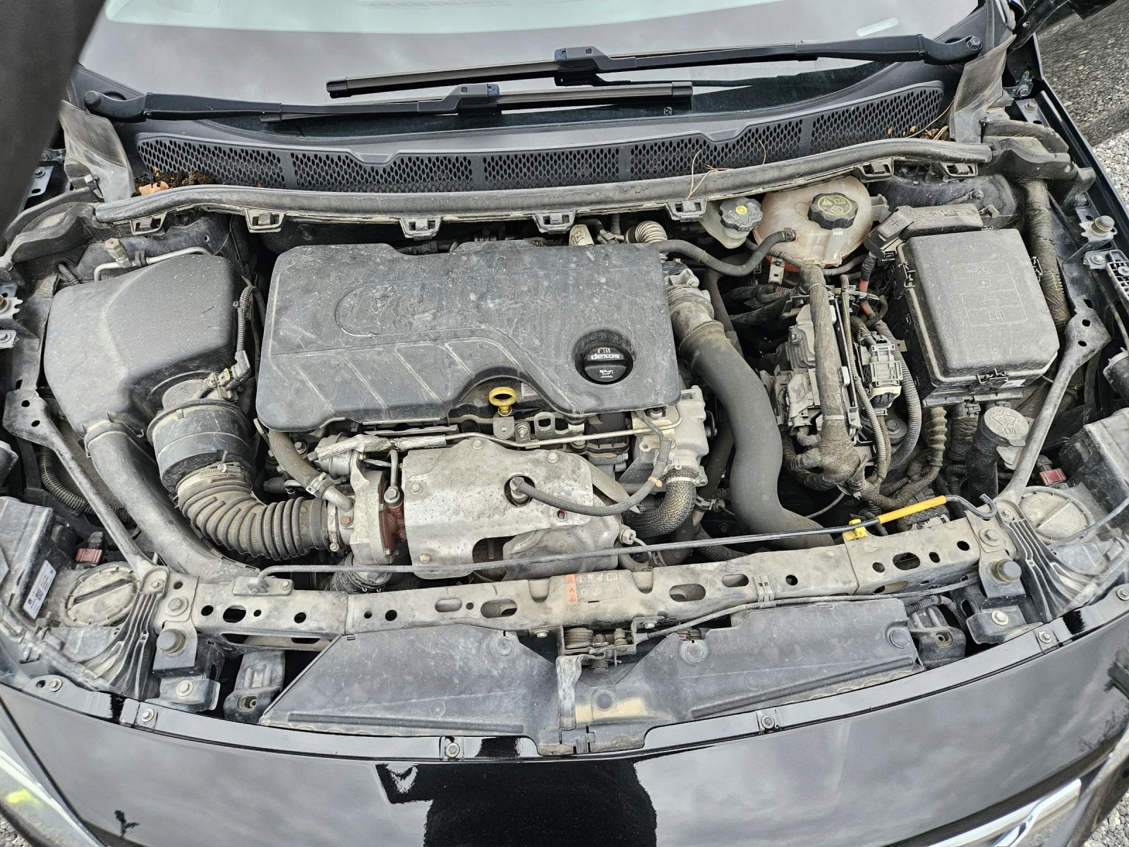 Opel Astra 1.6cdti Cosmo Navi Full extra!!!, снимка 14 - Автомобили и джипове - 54220637