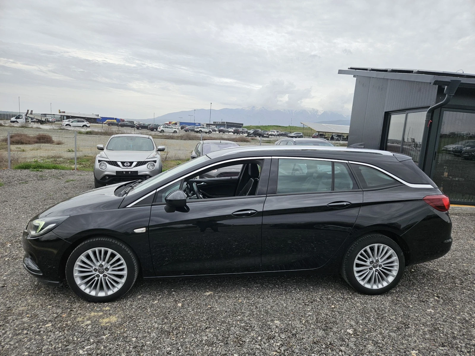 Opel Astra 1.6cdti Cosmo Navi Full extra!!!, снимка 9 - Автомобили и джипове - 54220637