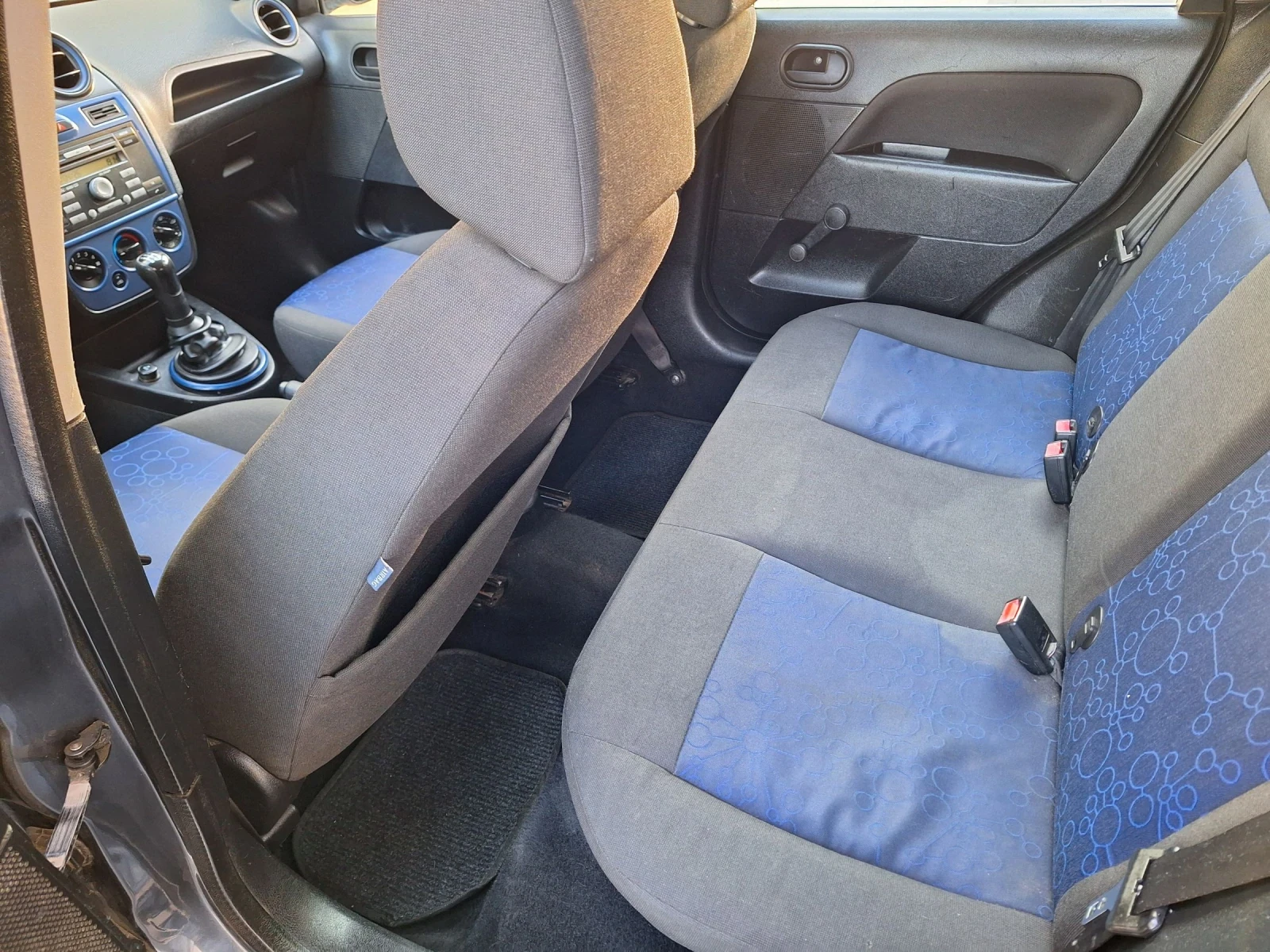 Ford Fiesta 1.3 ������ �����  | Mobile.bg � ����������� 13