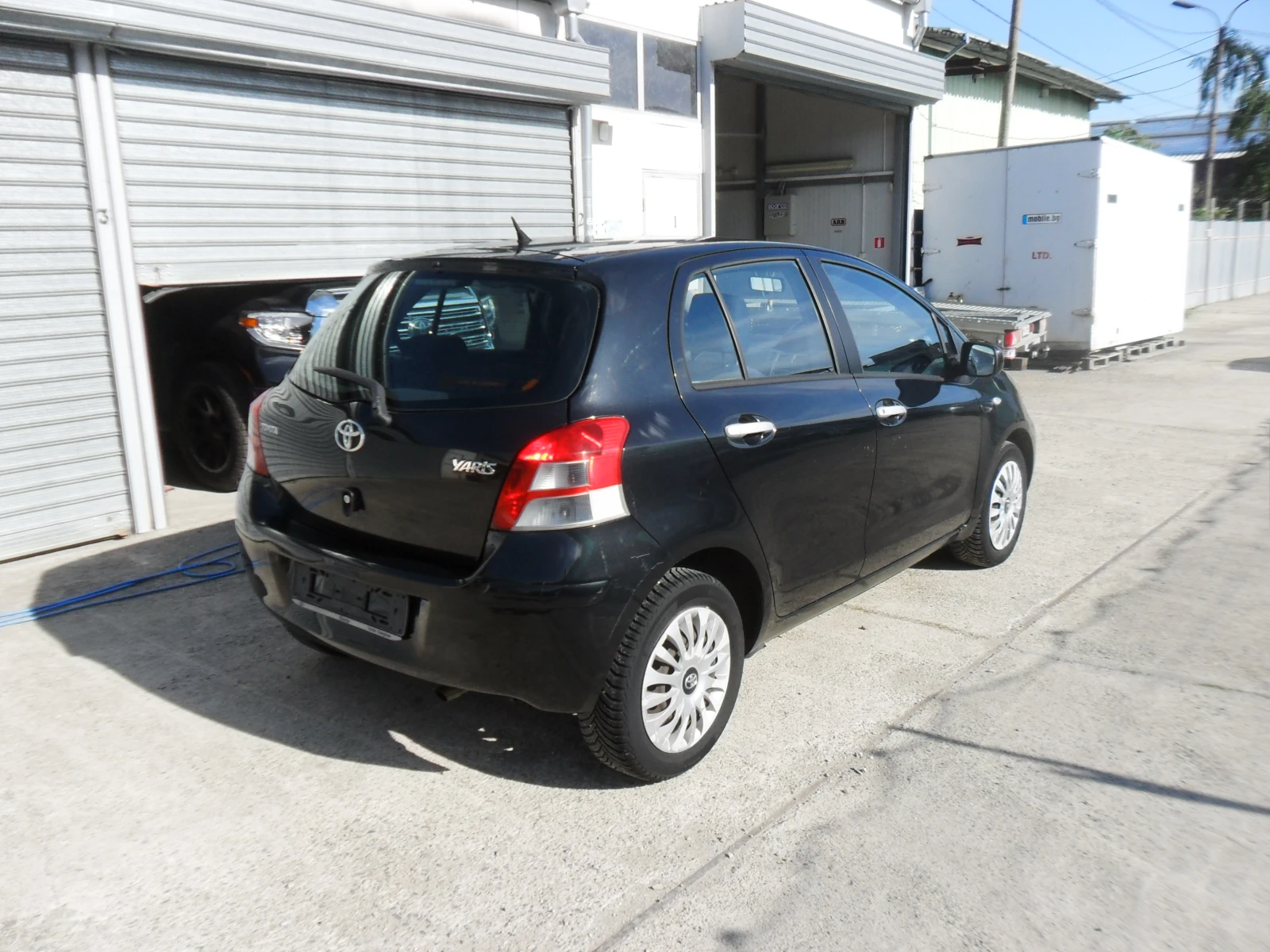 Toyota Yaris 1, 3-VVTI-KLIMATRONIK-ITALY, снимка 5 - Автомобили и джипове - 54542190