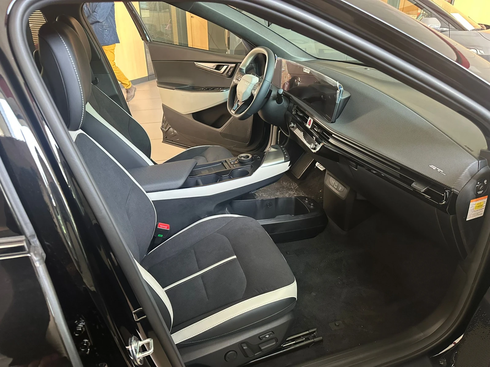 Kia EV6 650HP 4WD GT FULL 0KM ����������� ������� ���� | Mobile.bg � ����������� 14