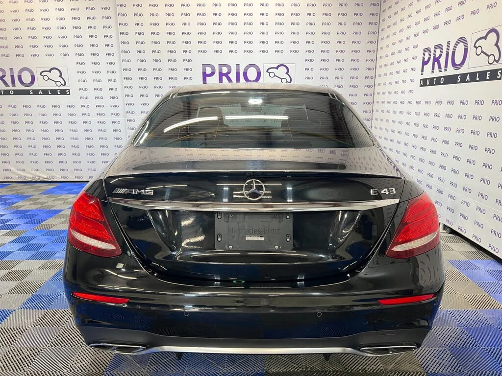 Mercedes-Benz E 43 AMG Sedan 4MATIC, снимка 6 - Автомобили и джипове - 54577829