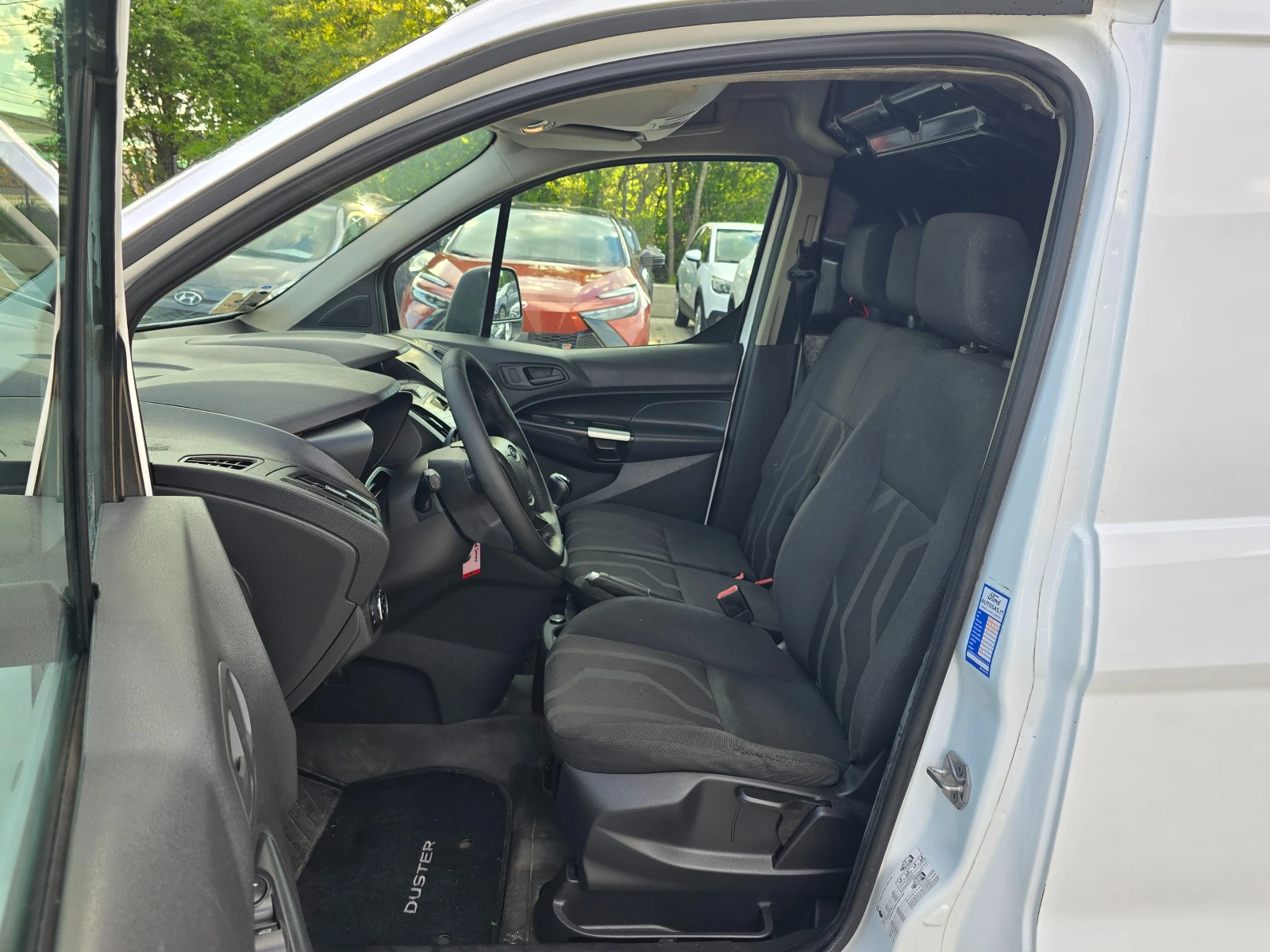 Ford Connect 1.6TDCI, 95к.с., 3 местен, Евро 5В!, снимка 7 - Автомобили и джипове - 54605425