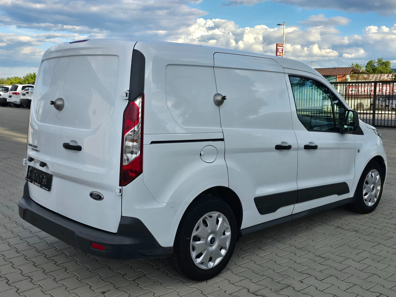 Ford Connect 1.6TDCI, 95к.с., 3 местен, Евро 5В!, снимка 3 - Автомобили и джипове - 54605425