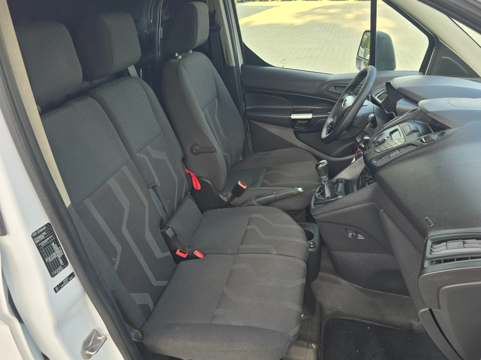 Ford Connect 1.6TDCI, 95к.с., 3 местен, Евро 5В!, снимка 10 - Автомобили и джипове - 54605425