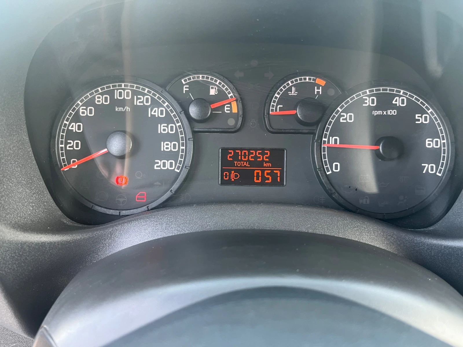 Fiat Doblo 1.9JTD Maxi КЛИМАТИК, снимка 11 - Автомобили и джипове - 54670163