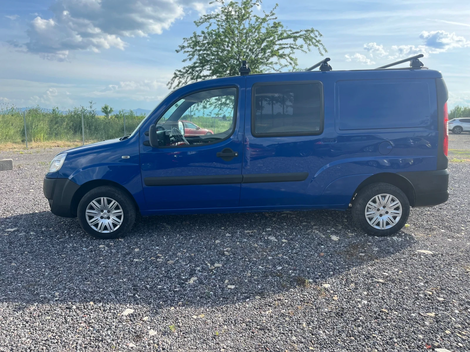 Fiat Doblo 1.9JTD Maxi КЛИМАТИК, снимка 5 - Автомобили и джипове - 54670163